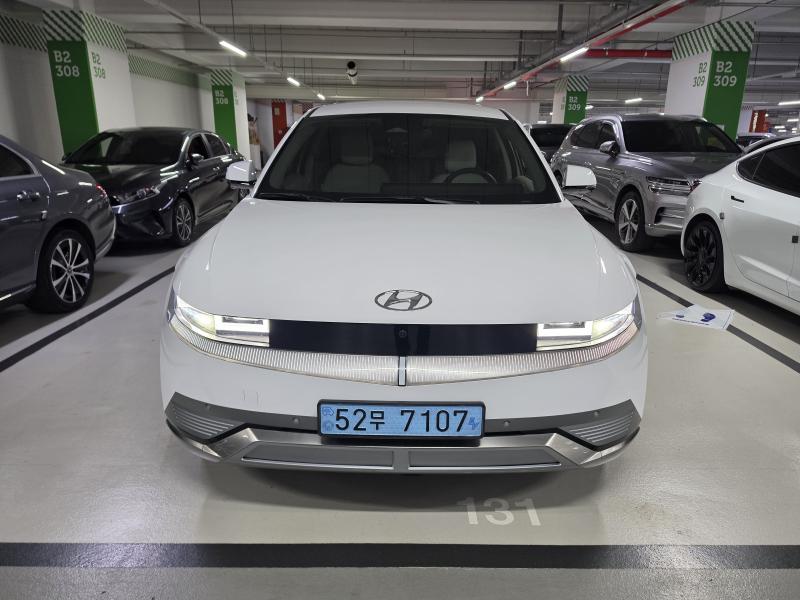 ���� ���̿��� 5 EV 2WD �շ����� �ͽ�Ŭ��ú�