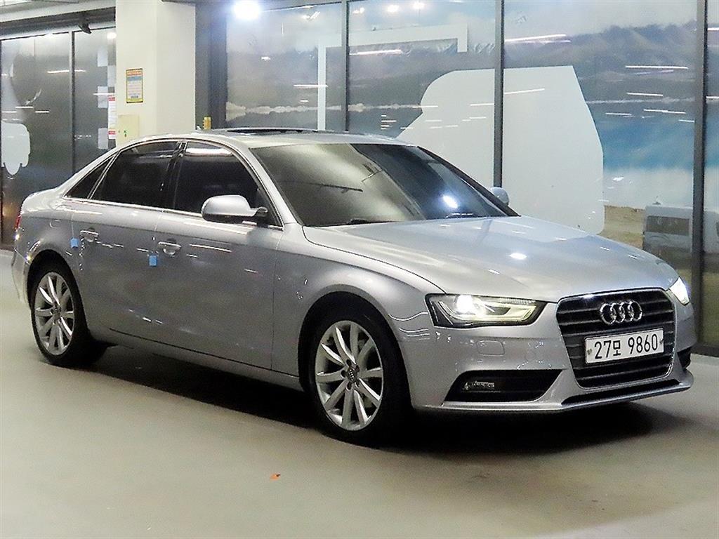 �ƿ�� A4(4����) 30 TDI ���̳���