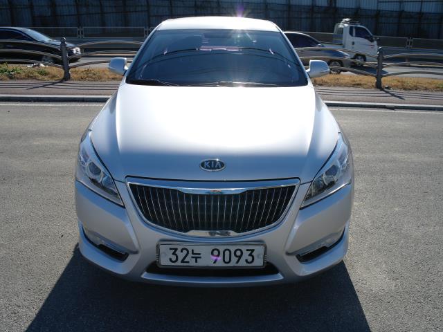 Kia K7 VG240 Deluxe