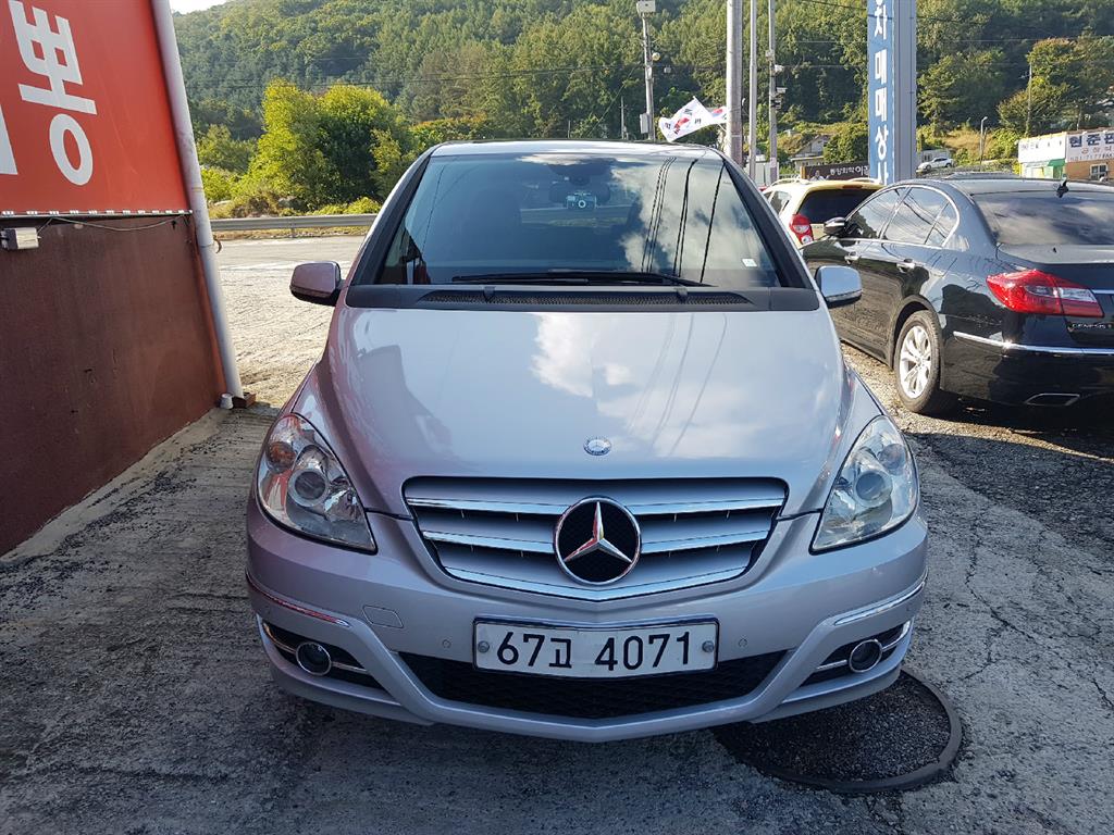 Mercedes-Benz B-Class B200