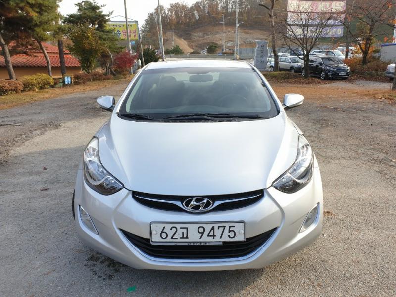 Hyundai Avante M16 GDi Luxury