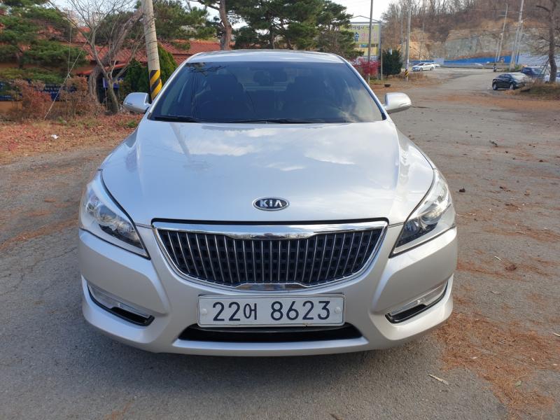 Kia K7 VG240 Deluxe Special