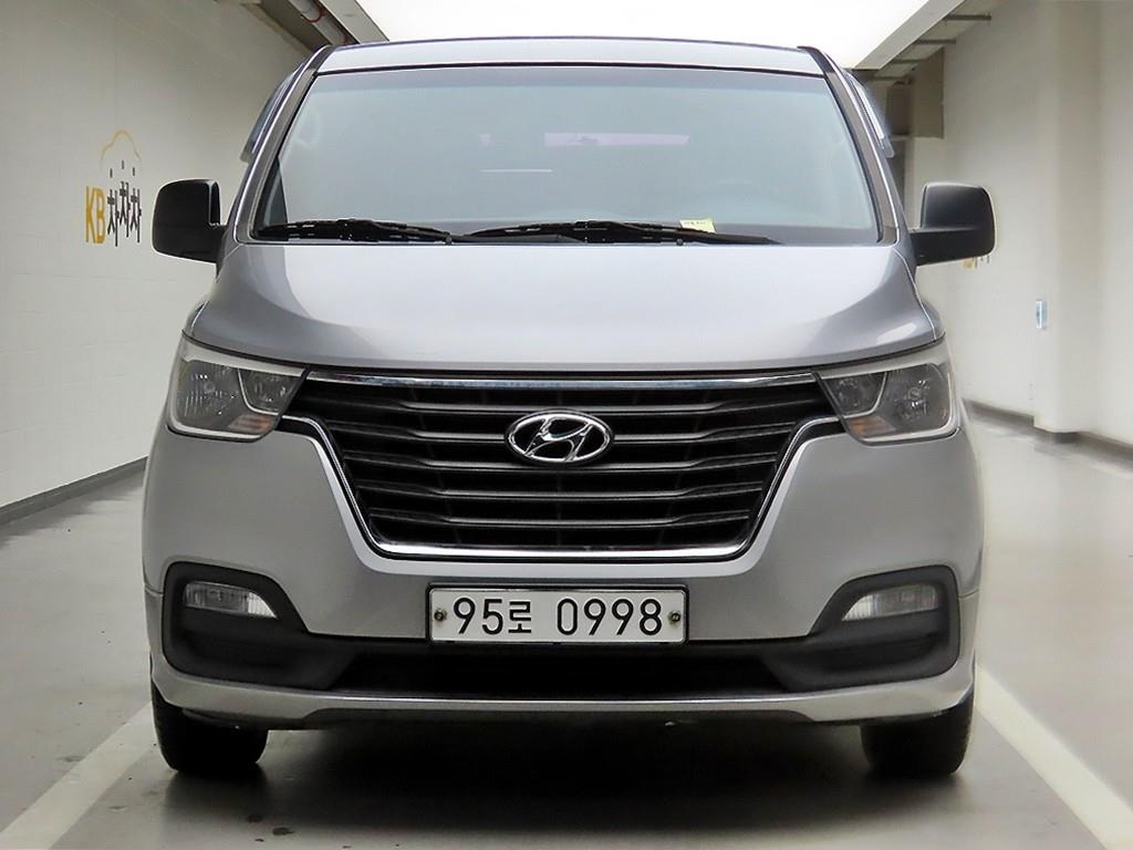 현대 Grand Starex 5 seats Van Smart