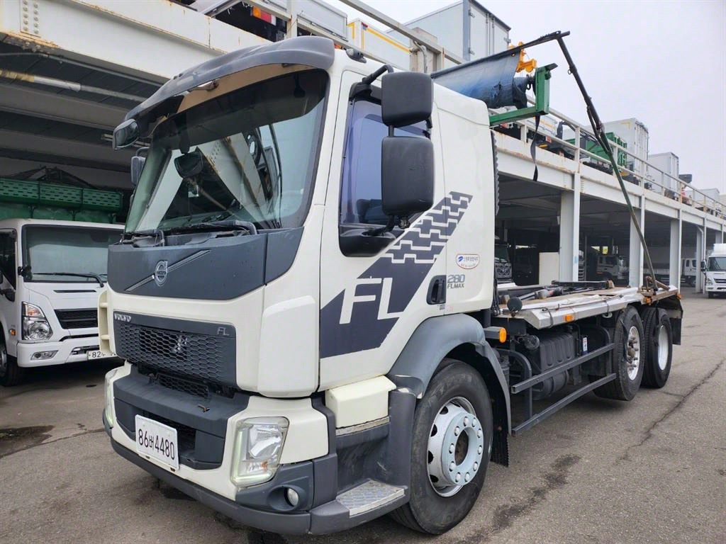 Volvo Trucks FMX FMX Sirijeu