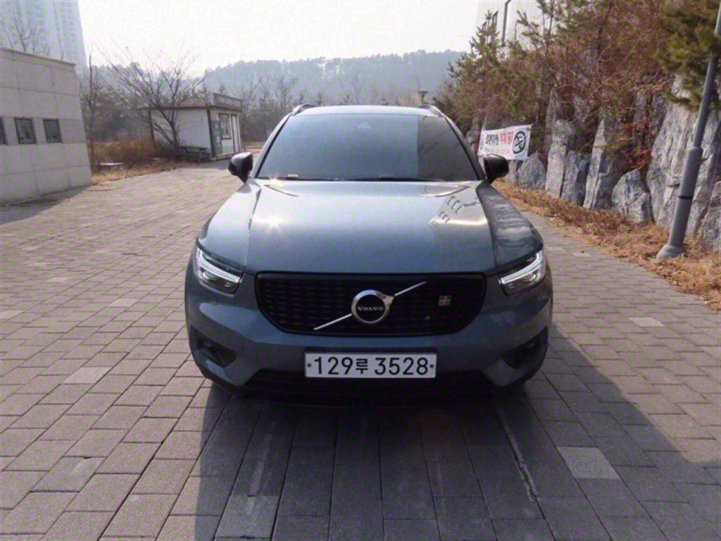 Volvo XC40 2.0 T4 AWD R Dijain