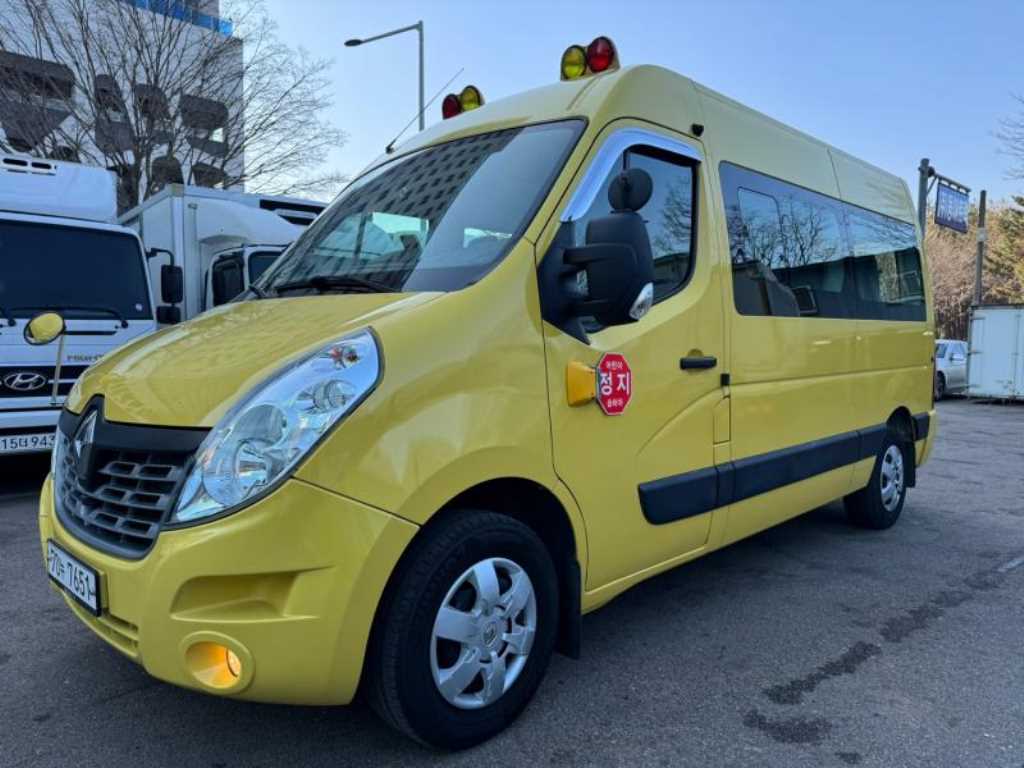 Renault Master Eorinibohocha 13 суудал