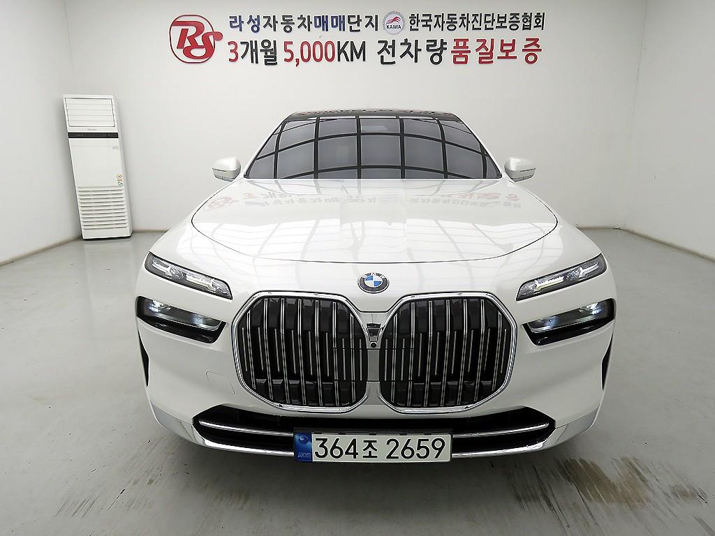 BMW 7 Series 740i sDrive DPE