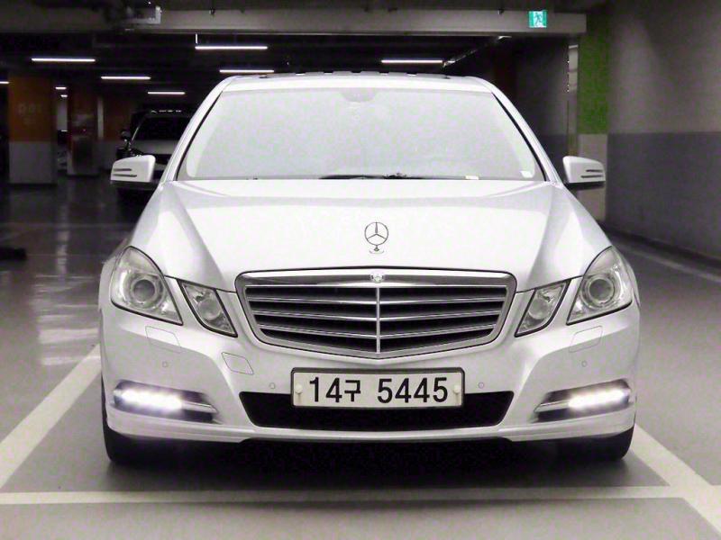 Mercedes-Benz E-Class E200 CGI Beulruipisyeonsi