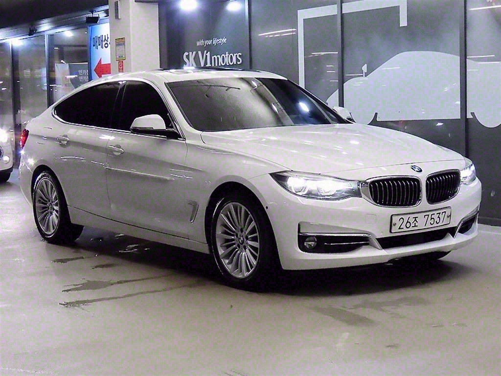 BMW 3 Series Granturismo GT 320d Luxury Line