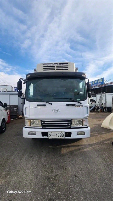 Hyundai Mega Truck 5т Урт бие Plus