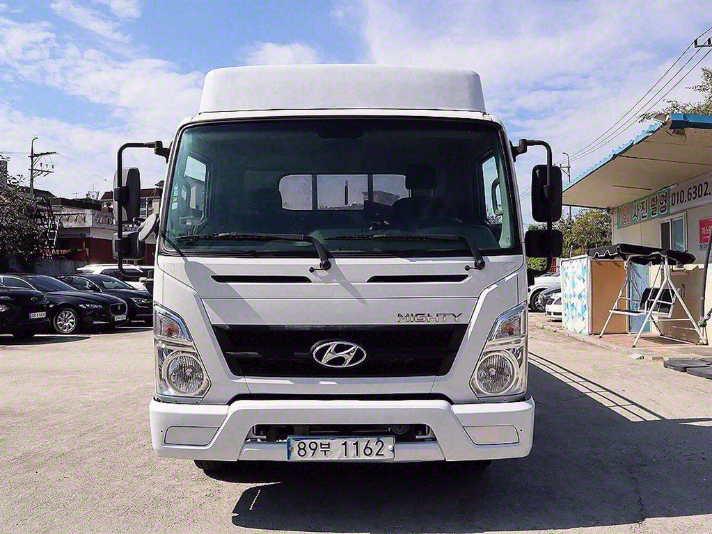 Hyundai Mighty 3.5т Энгийн кабин Урт бие