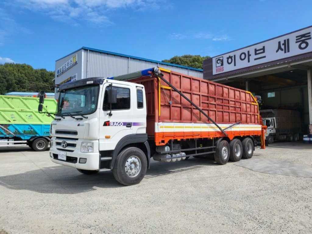Hyundai Trago