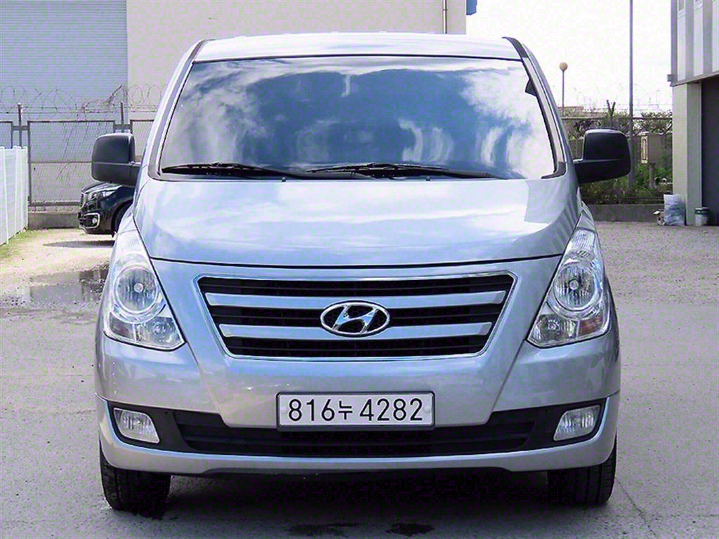 현대 Grand Starex 3 seats Van Smart