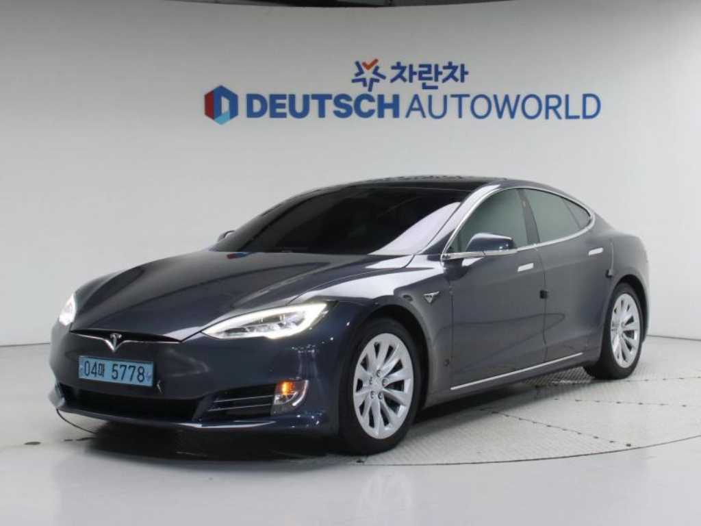 Tesla Model S 75D