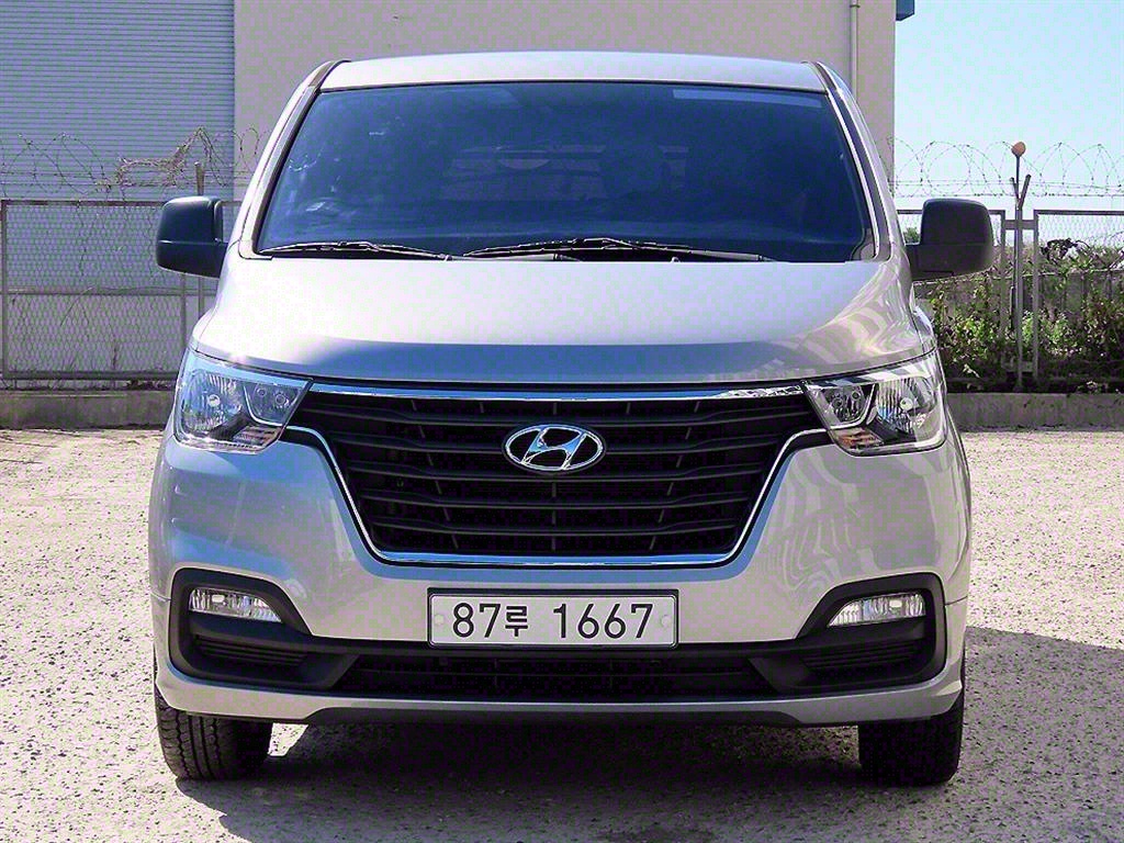 현대 Grand Starex 3 seats Van Smart