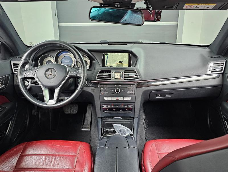 Mercedes-Benz E-Class Coupe E200