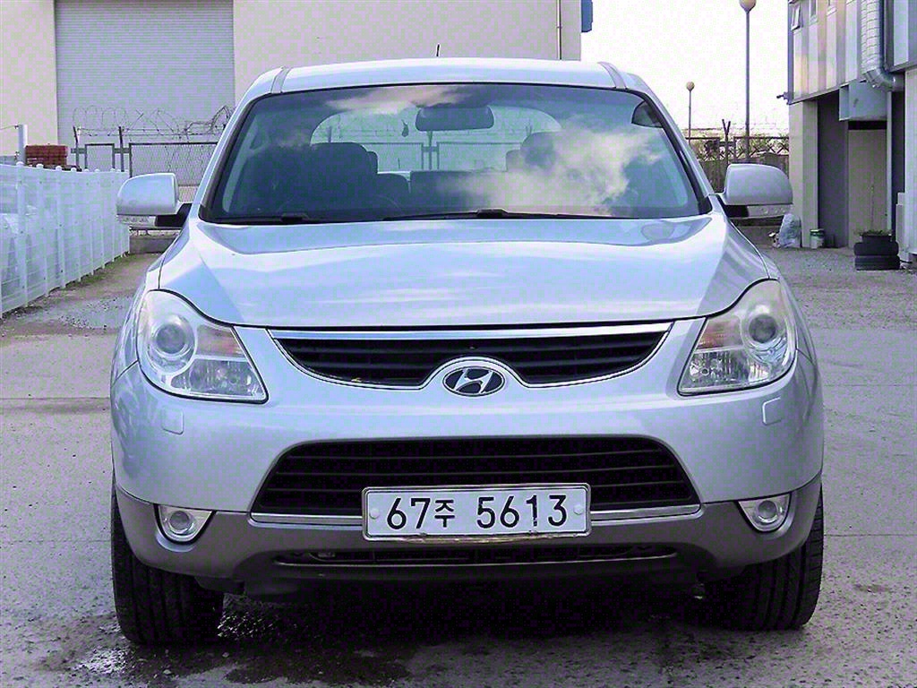 Hyundai Veracruz 2WD 300VX Luxury