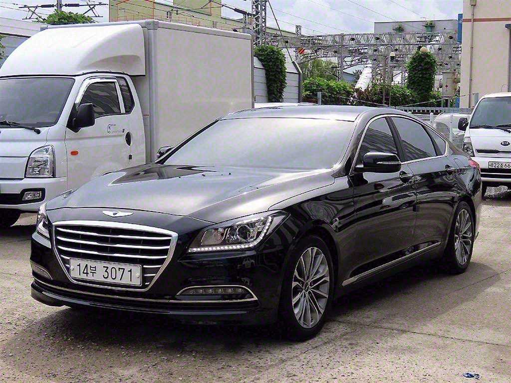 Hyundai Jenesiseudh Jenesiseudh G330 AWD Modern