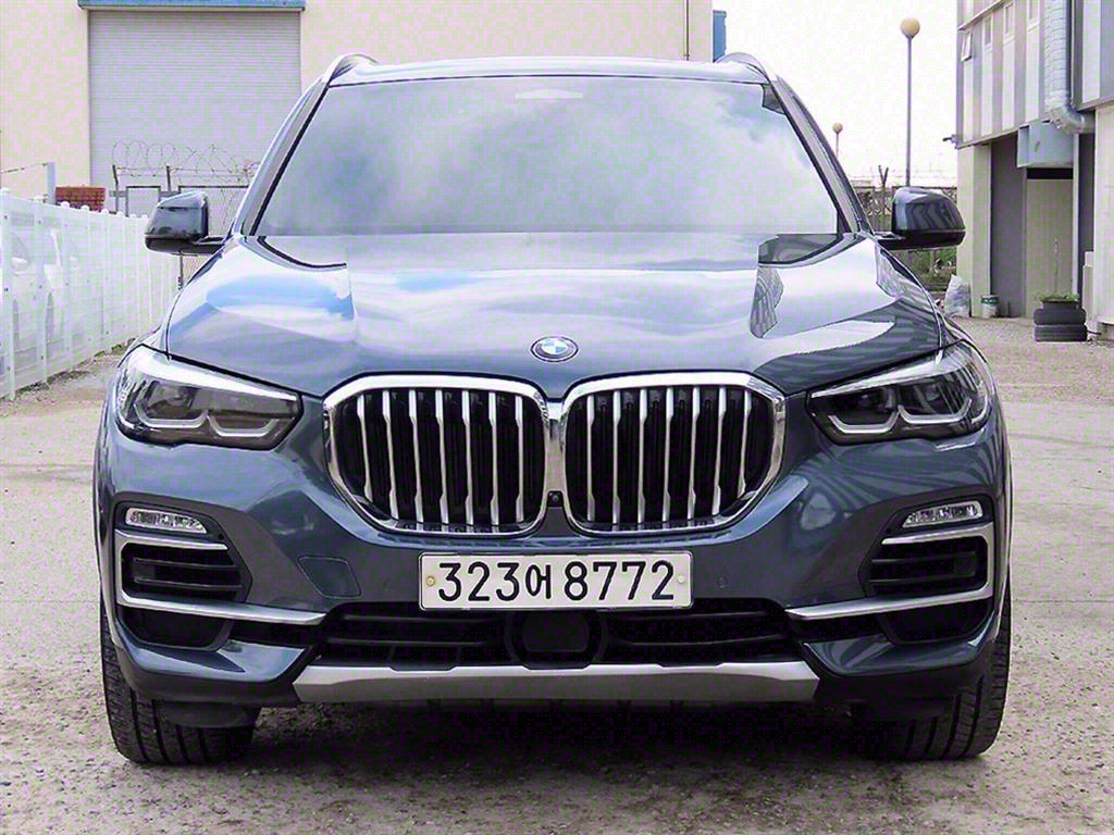 BMW X5 45e xDrive Line