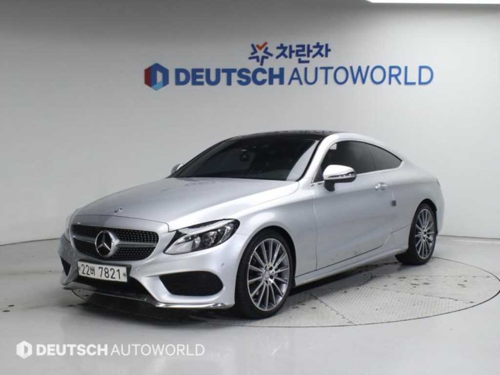 Mercedes-Benz C-Class C200 Coupe
