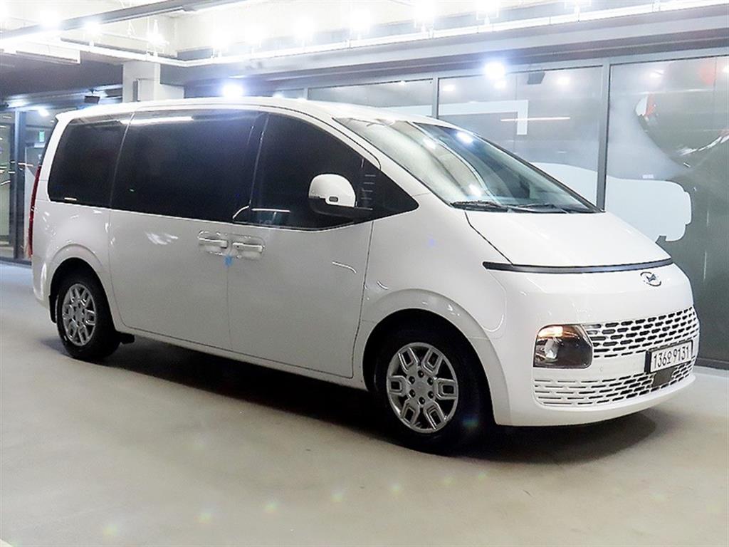 현대 스타리아 2.2 Tourer 9 seats 4WD Modern