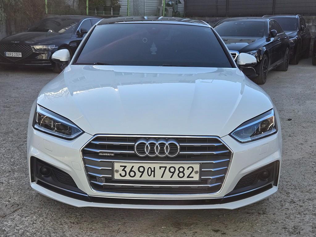 Audi A5 45TFSI Quattro Seupoteubaek Premium