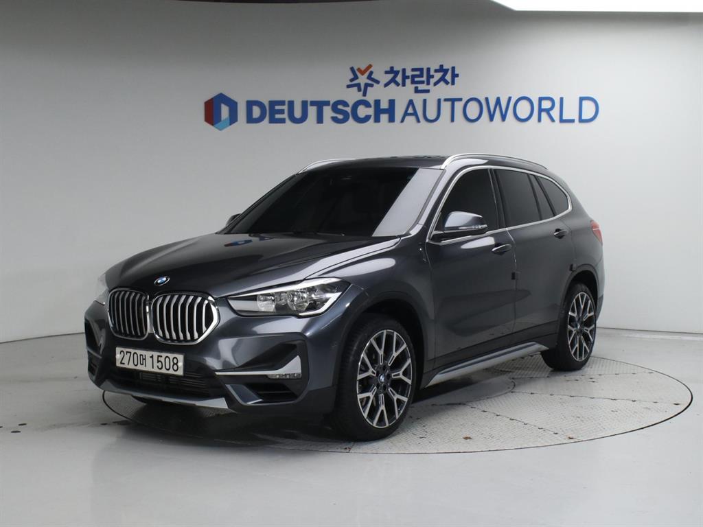 BMW X1 20i xDrive Line Special