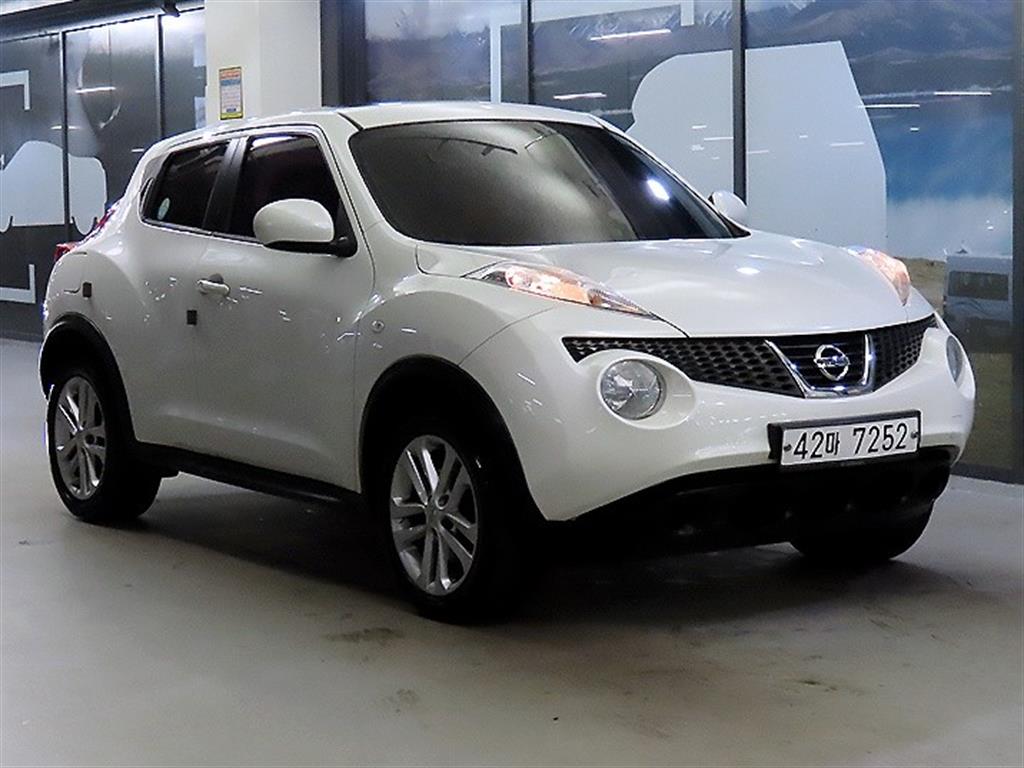 Nissan Juke 1.6 SV