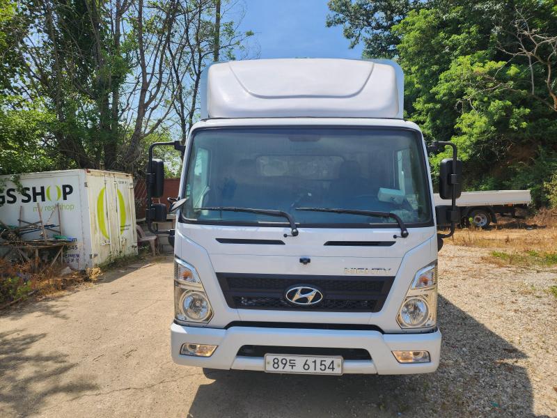 Hyundai Mighty Apchakjingaecha 3.5т