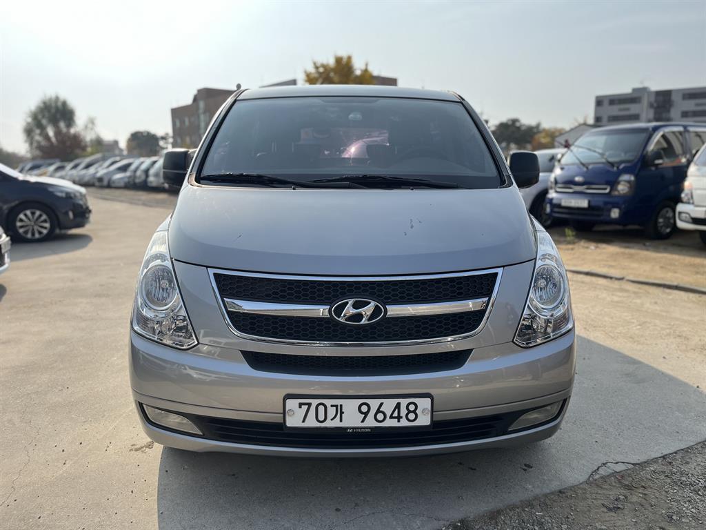 현대 Grand Starex 12 seats CVX Luxury