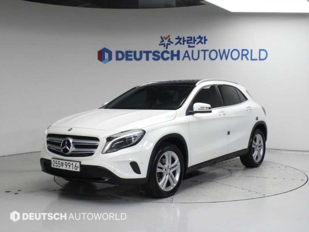 Mercedes-Benz GLA 200 d