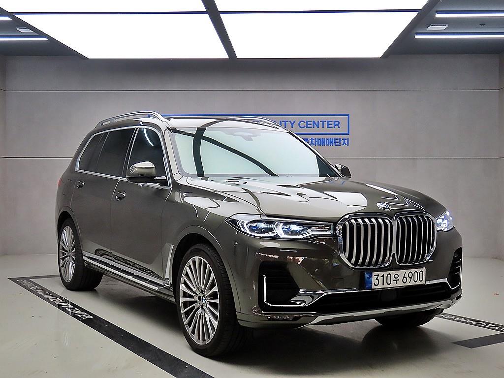 BMW X7 40i xDrive Dijainpyueo Ekselreonseu 7 суудал