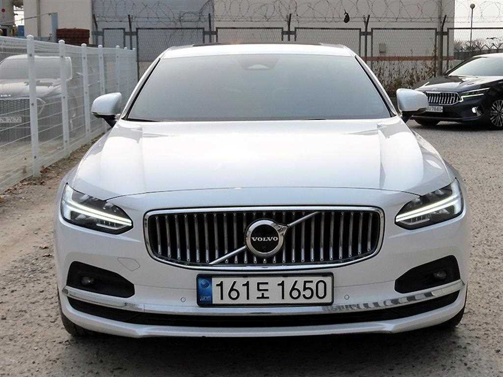 Volvo S90 B6 AWD Inseukeuripsyeon
