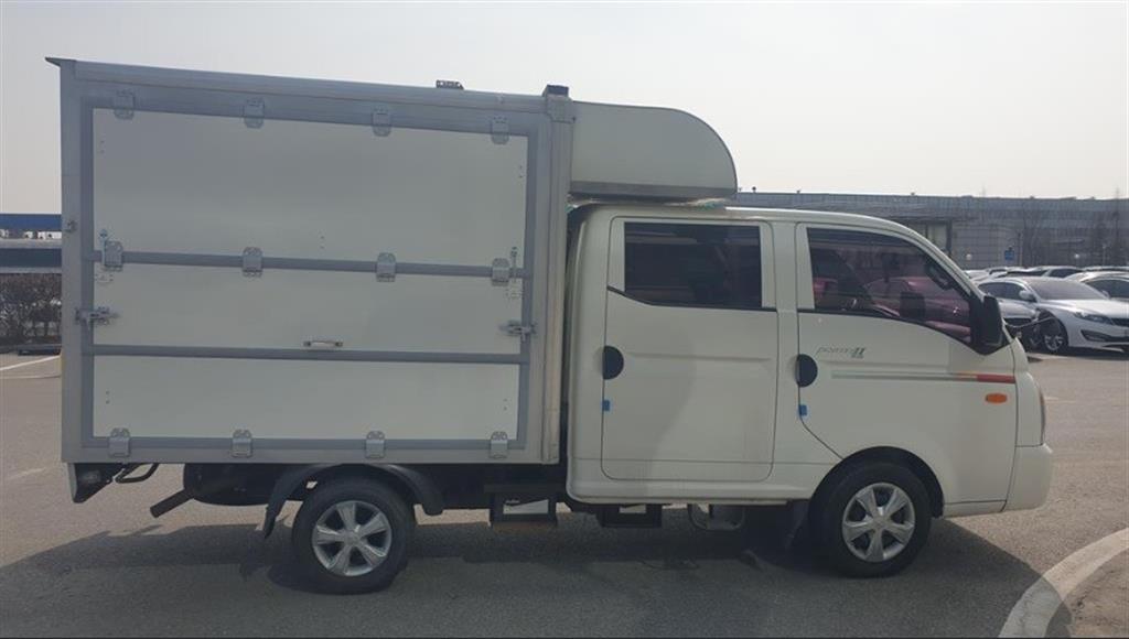 현대 Porter II CRDi 더블캡 Урт бие Plus