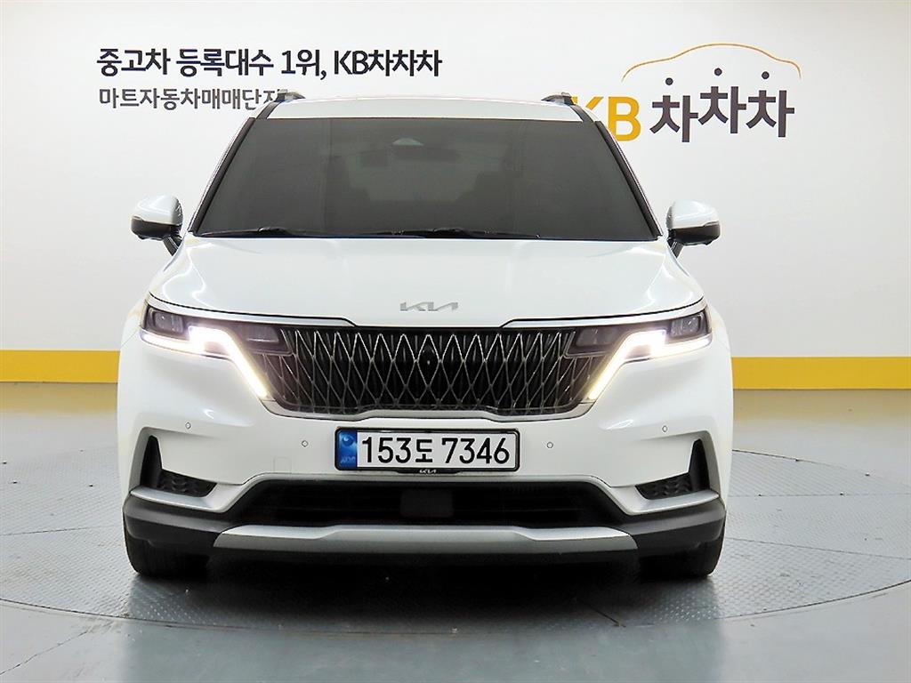 Kia Carnival 9 seats Prestige