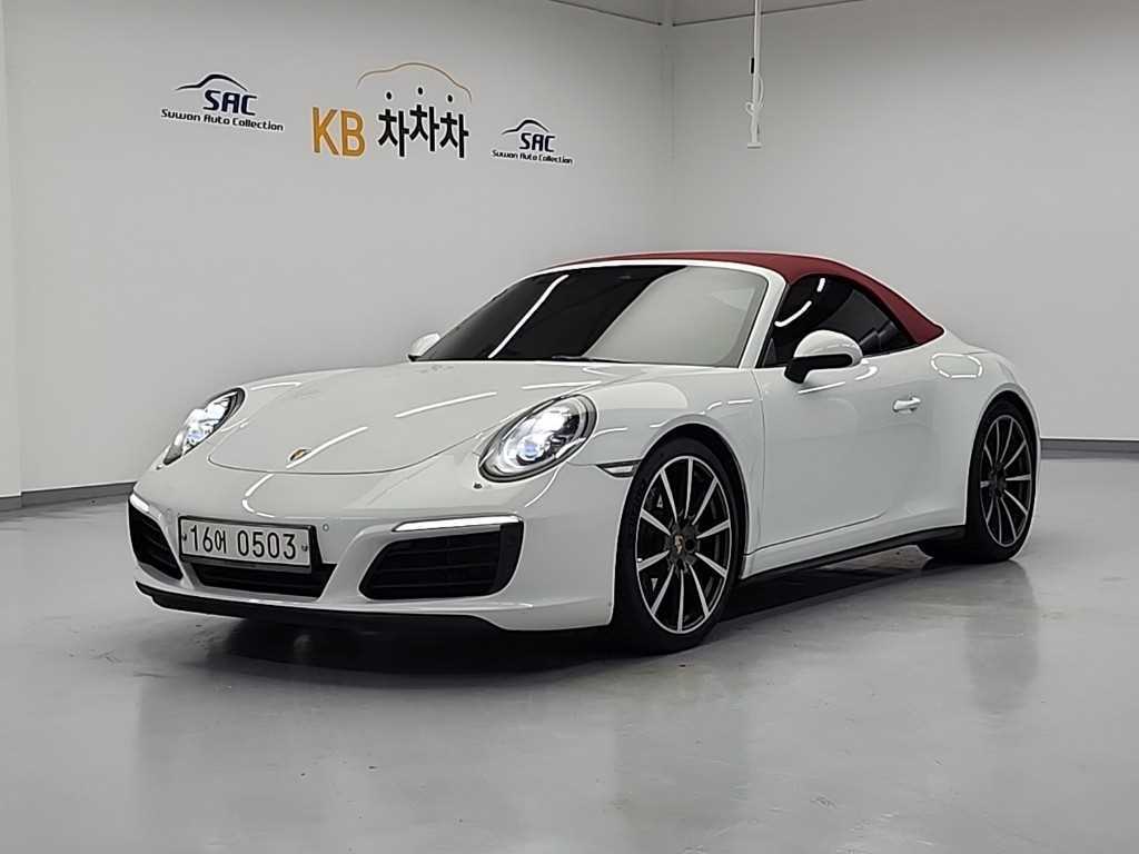 Porsche 911 Kabeuriolre Karera 4S