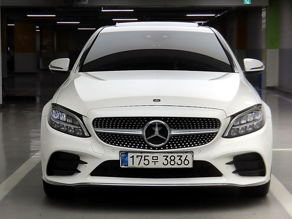 Mercedes-Benz C-Class C200 AMG Line
