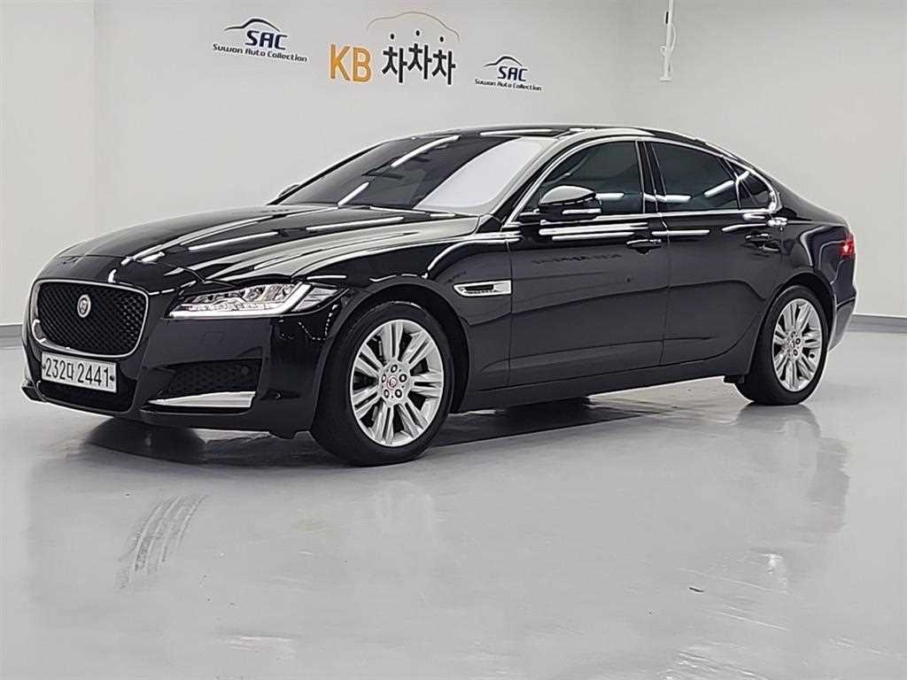 Jaguar XF 2.0 20d Poteupolrio
