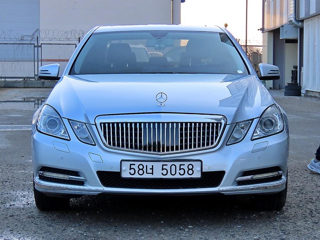벤츠 E클래스 E300 Elegance