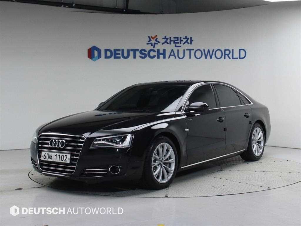 아우디 A8 4.2 FSI Quattro RSE