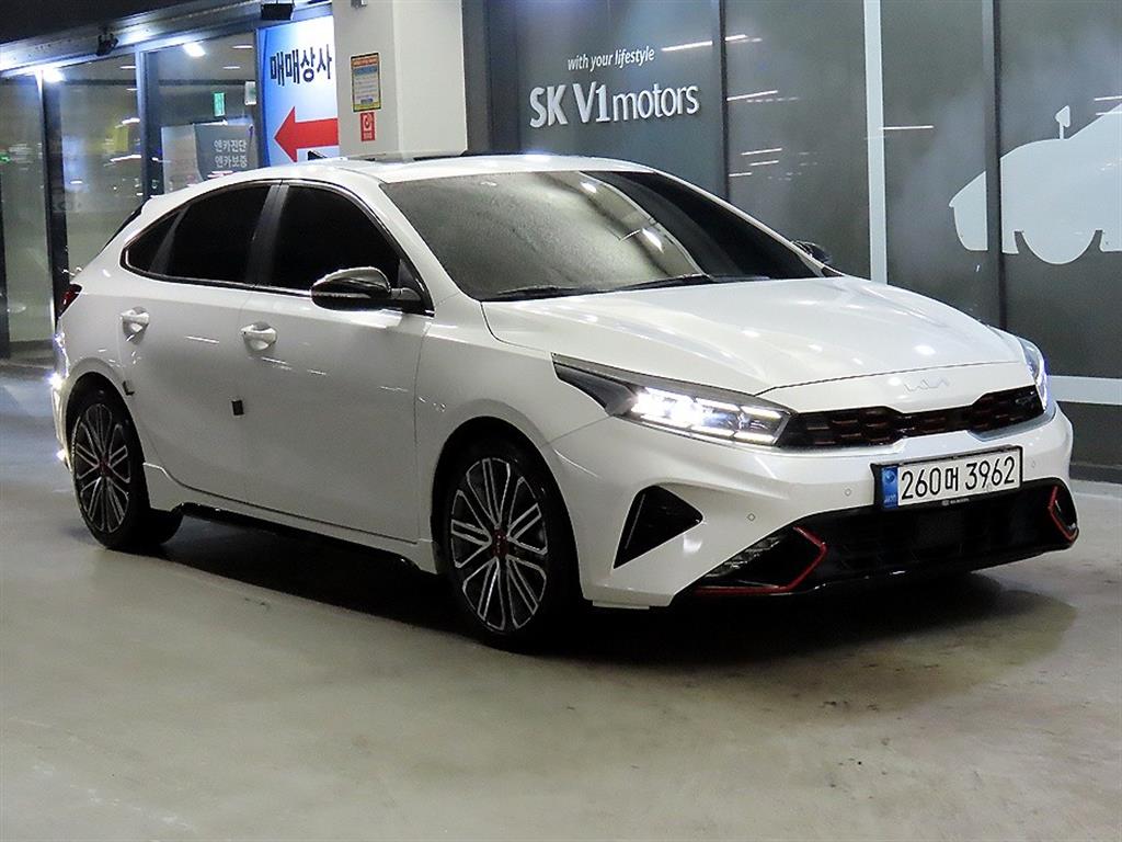 기아 K3 1.6 GT 5 door Signature