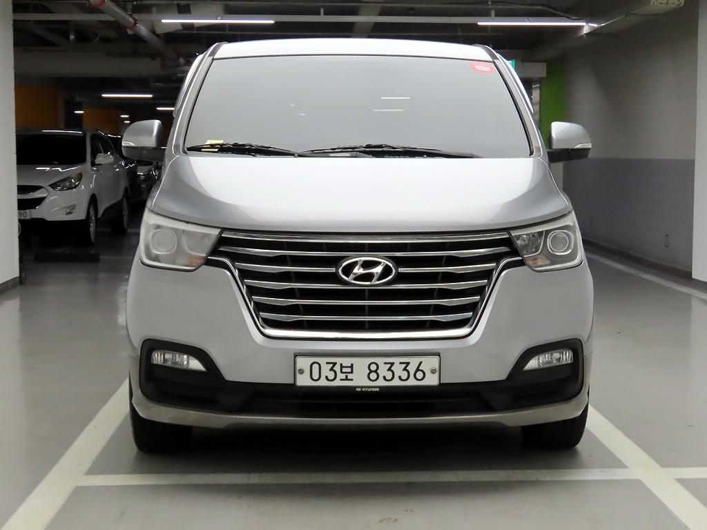 현대 Grand Starex 9 seats Exclusive