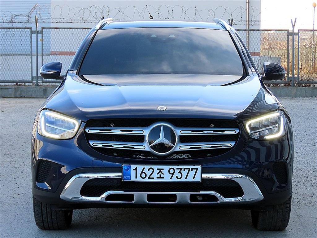 벤츠 GLC 300e 4Maetik