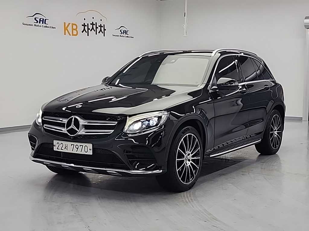 Mercedes-Benz GLC 300 4Maetik AMG Line