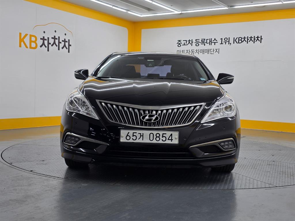 Hyundai Grandeur HG 240 Modern Keolreksyeon