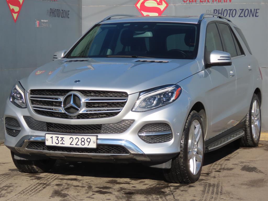 Mercedes-Benz GLE 350d 4Maetik