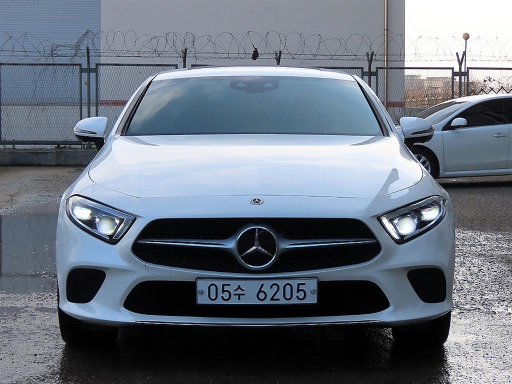 벤츠 CLS 400d 4Maetik
