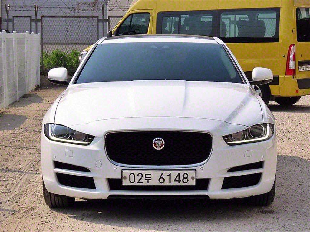 Jaguar XE 2.0 20d AWD Prestige