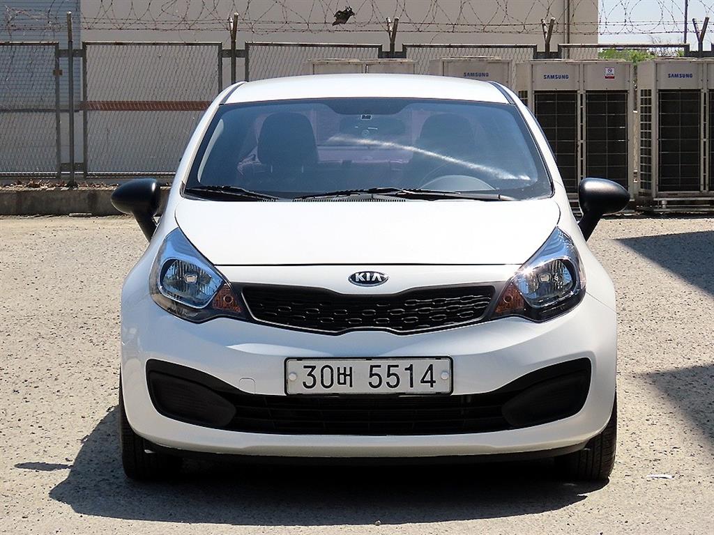 Kia Pride 4 хаалга 1.4 MPI Smart Special