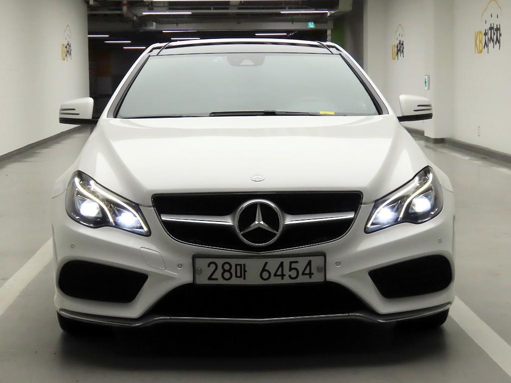 Mercedes-Benz E-Class Coupe E200